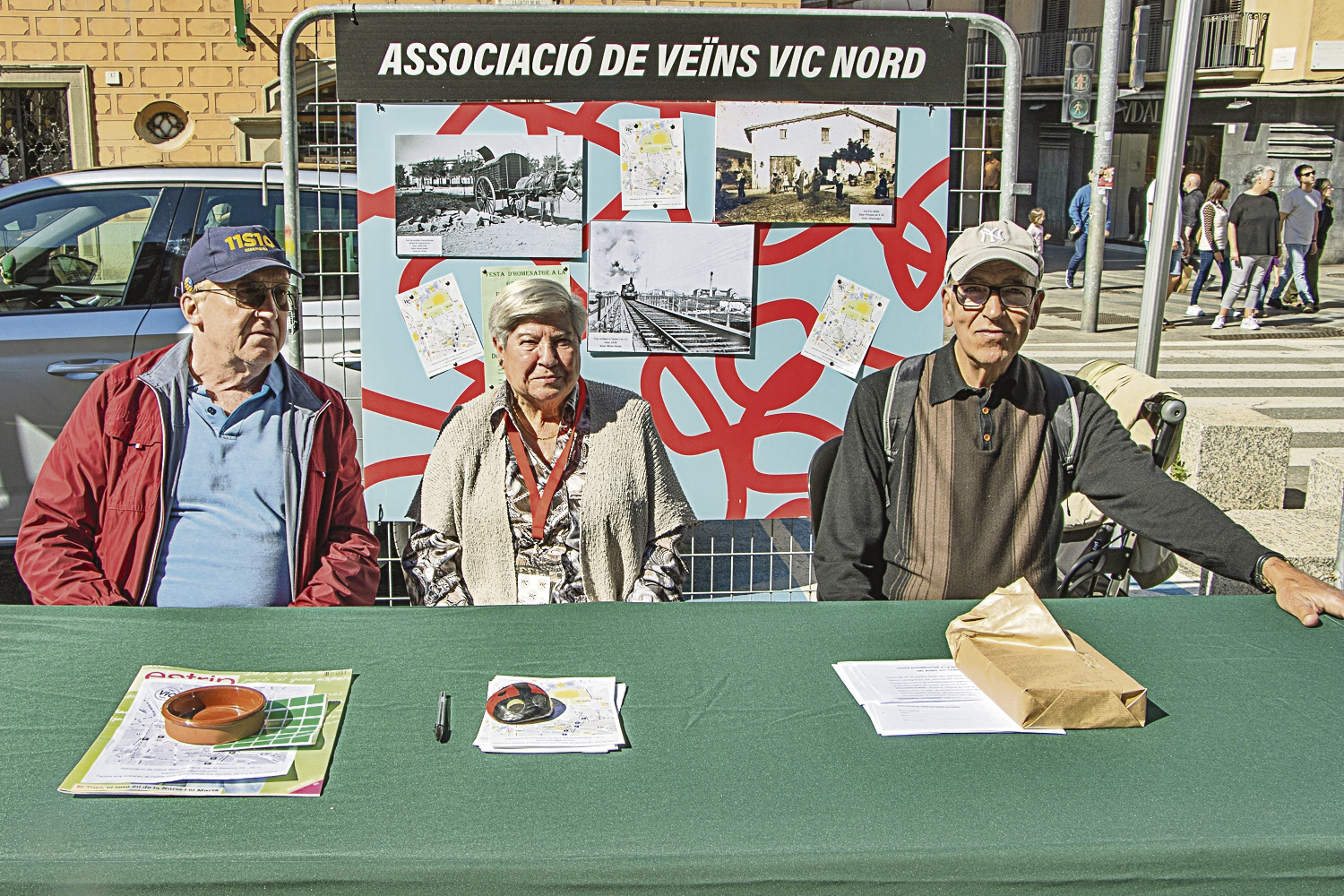 L’AV Vic Nord fa campanya per a donar a conèixer les seves activitats