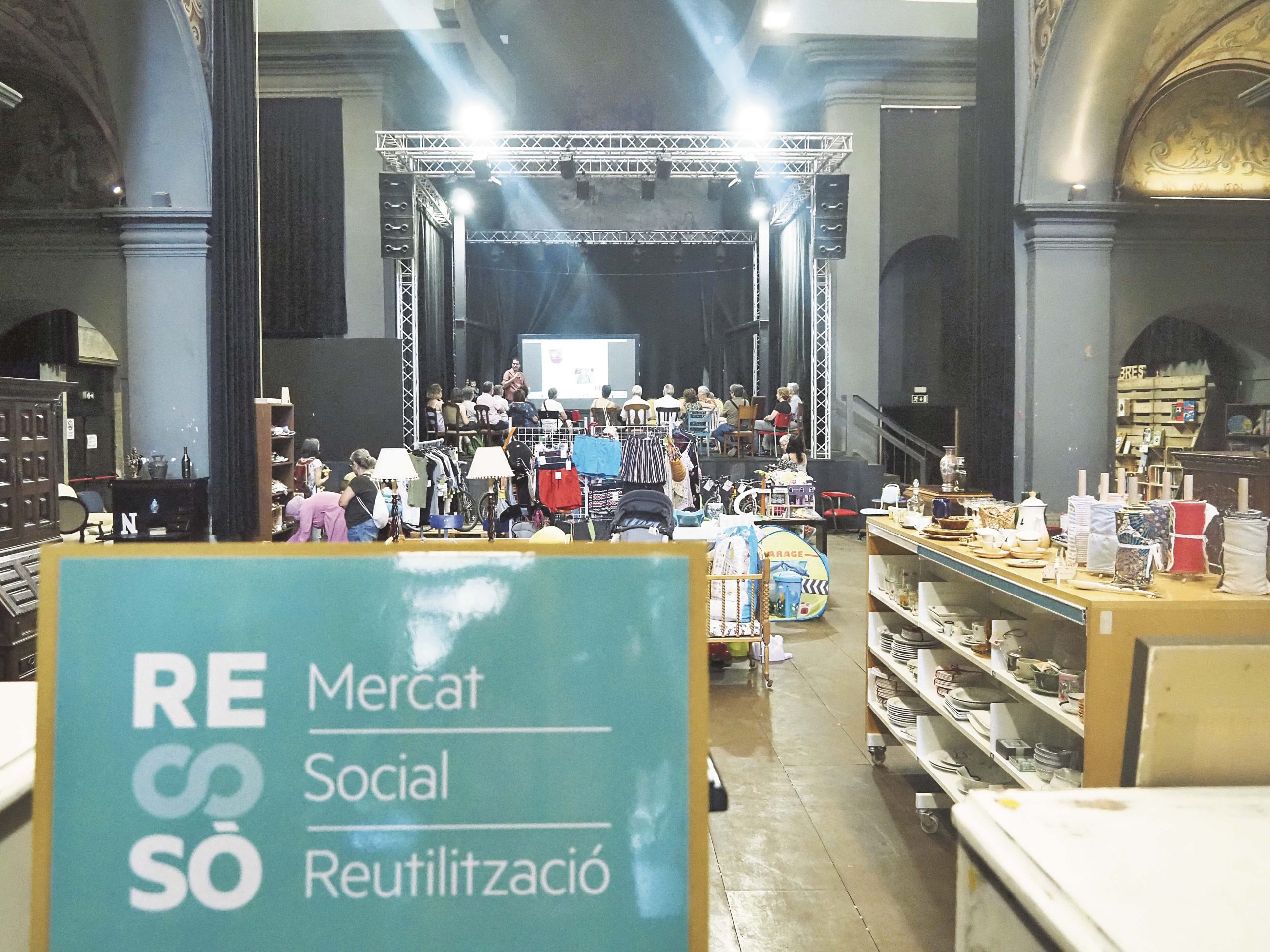 4a edició del Ressò, el mercat social de la reutilització, a l’Orfeó de Vic